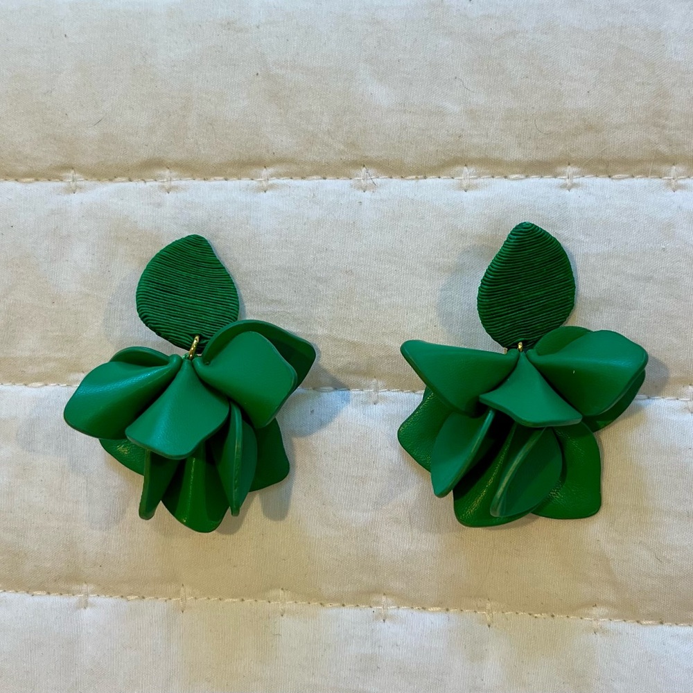 Tuckernuck Earrings